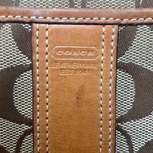 Coach crossbody sling bag purse clutch adjustable strap brown tan leather canvas - Picture 5 of 10